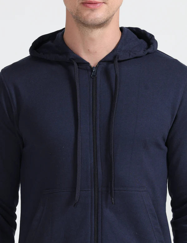 Minimal and versatile--- pairs effortlessly with any look